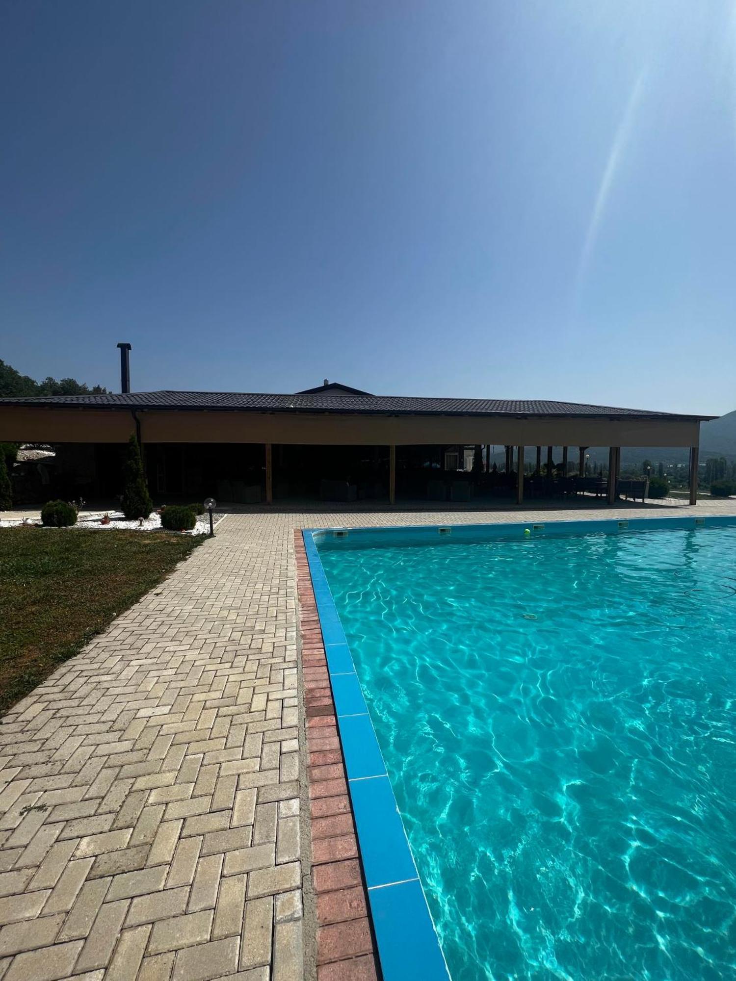 Komplex Prague Gorno Lakocerej Dış mekan fotoğraf