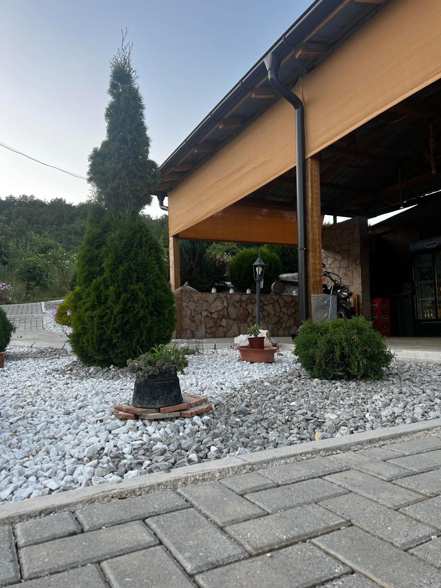 Komplex Prague Gorno Lakocerej Dış mekan fotoğraf